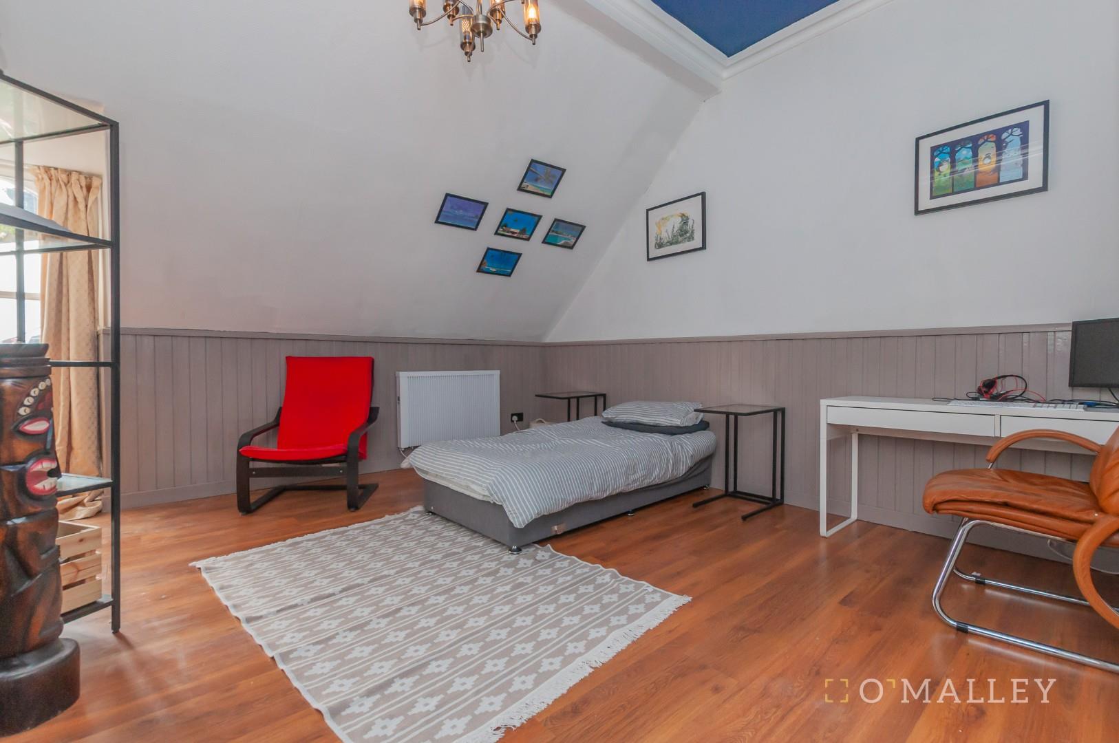 14. Bedroom 2 1.jpg